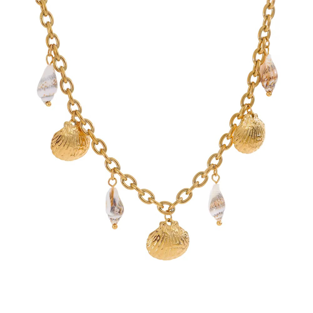 JOLIE Shell Charm Necklace